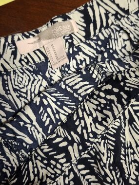 Forever 21 Navy and White Abstract Print Skirt